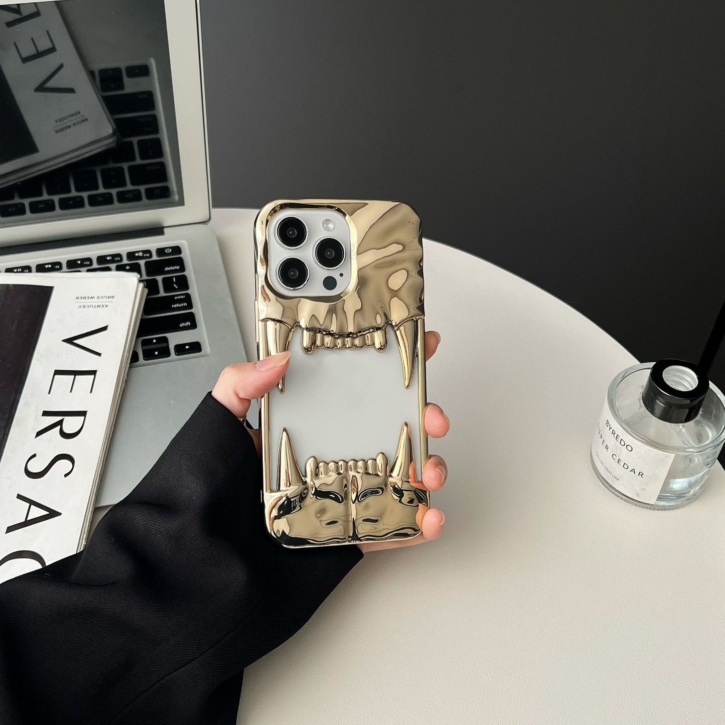 Reflective Phone Case | 3D Hollow Tiger Tooth Design | Gold